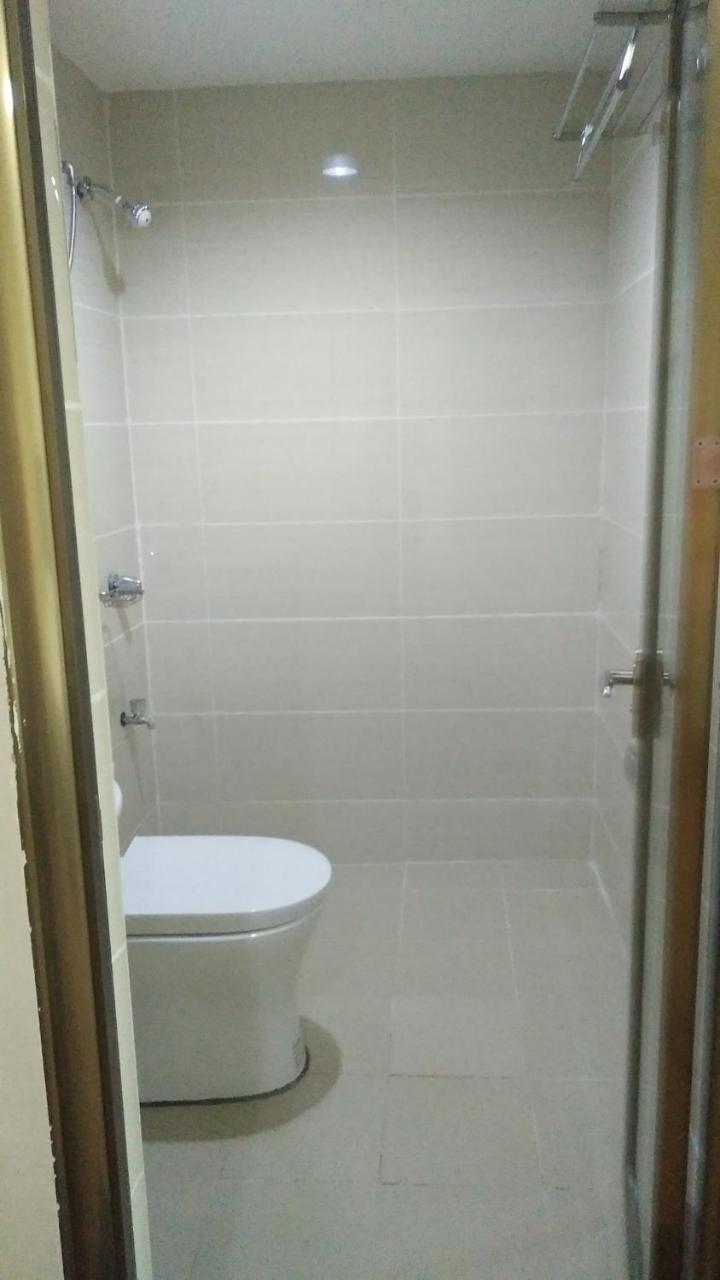Meaco Royal Hotel - Batangas City Esterno foto