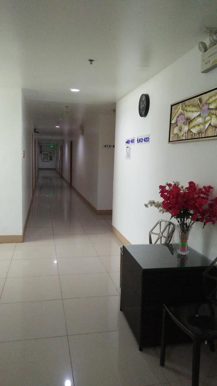 Meaco Royal Hotel - Batangas City Esterno foto
