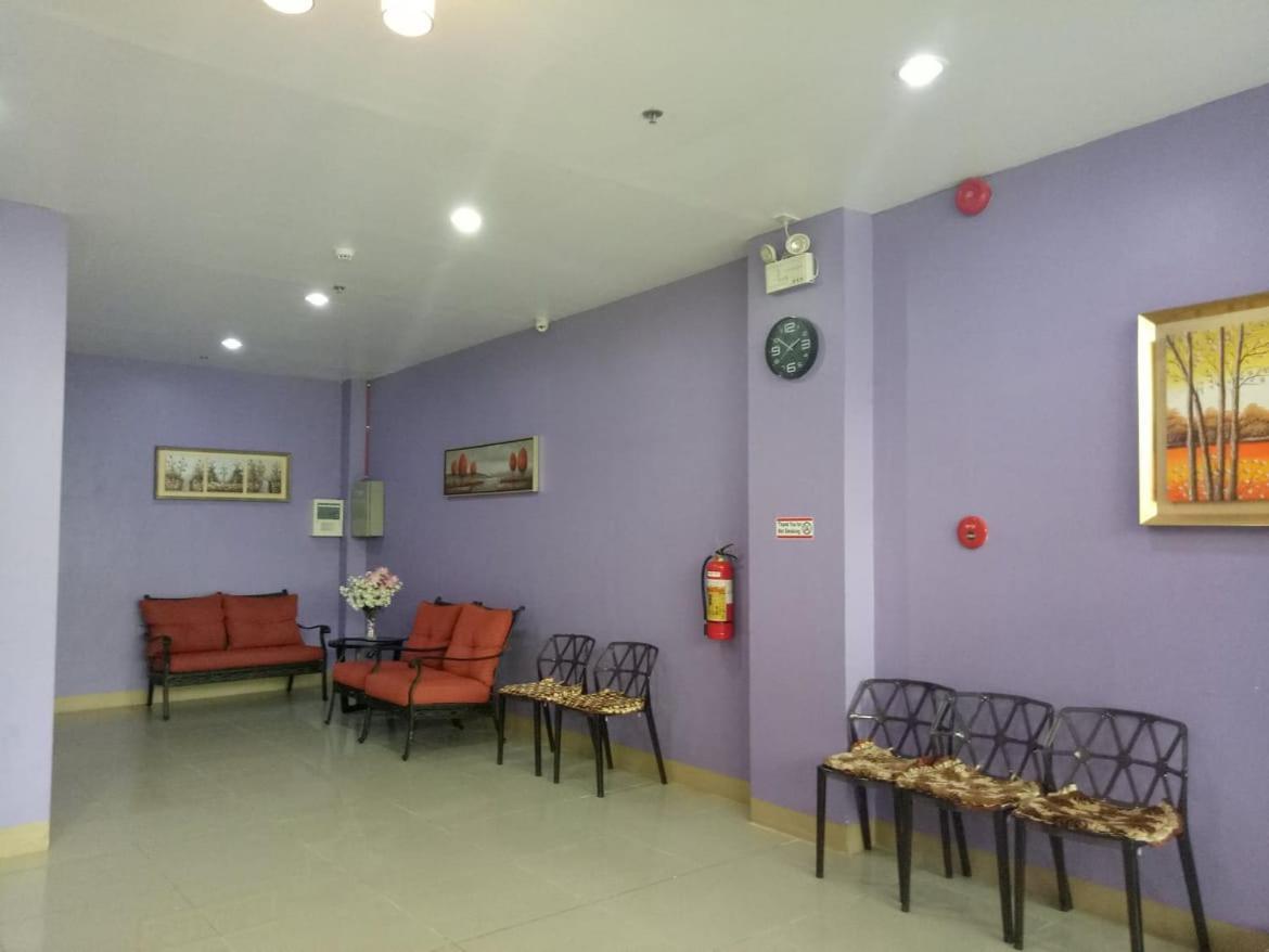 Meaco Royal Hotel - Batangas City Esterno foto